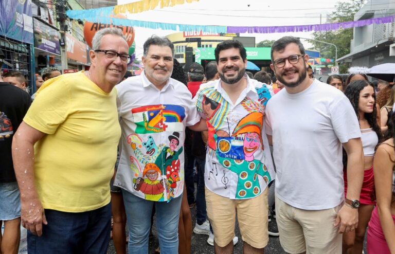 Álvaro e Gabriel Porto recebem apoio de Tony Gel e Tonynho em Caruaru: Impulso para a Reeleição Álvaro e Gabriel Porto recebem apoio de Tony Gel e Tonynho em Caruaru: Impulso para a Reeleição