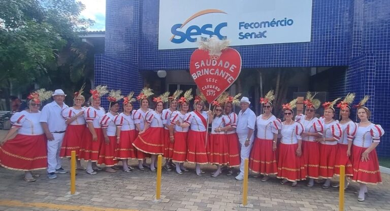 Carnaval da Alegria: Sesc Caruaru Celebra a Folia para Pessoas Idosas Carnaval da Alegria: Sesc Caruaru Celebra a Folia para Pessoas Idosas