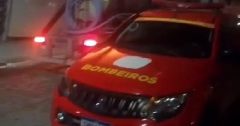 Incêndio Devastador Causa Desabamento de Prédio em Caruaru (PE) Incêndio Devastador Causa Desabamento de Prédio em Caruaru (PE)