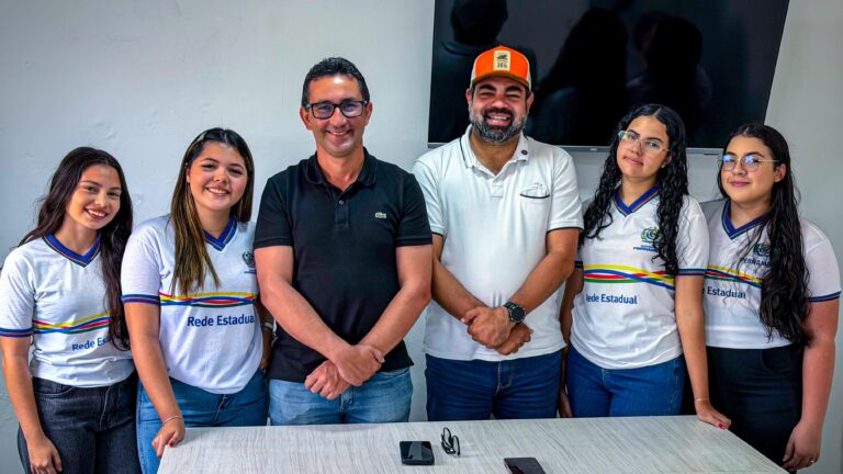 Prefeito de Chã Grande Agiliza Instalação de Ar-Condicionados em Escola Estadual Prefeito de Chã Grande Agiliza Instalação de Ar-Condicionados em Escola Estadual