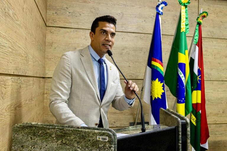 Rodrigo Pinheiro Inicia Ano Legislativo e Destaca Projetos para Caruaru