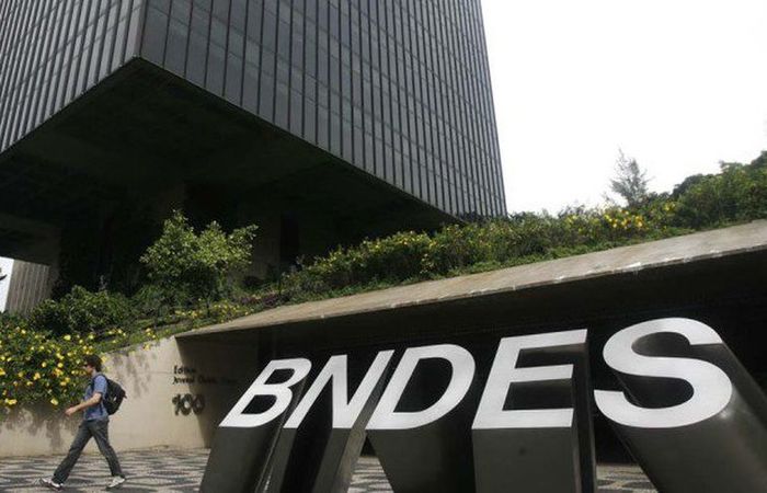Crédito do BNDES impulsiona economia de Pernambuco e atinge recorde histórico Crédito do BNDES impulsiona economia de Pernambuco e atinge recorde histórico