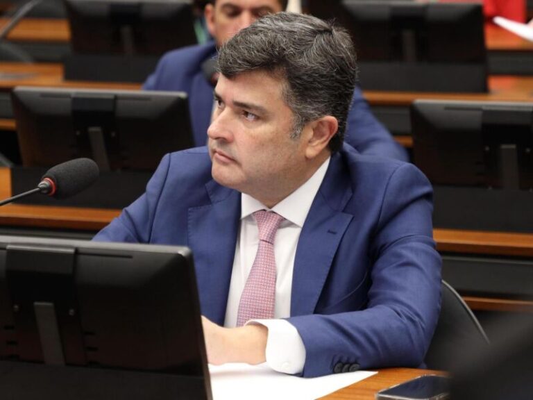 Eduardo da Fonte Rebate Críticas e Defende o Progressistas com Propostas Concretas Eduardo da Fonte Rebate Críticas e Defende o Progressistas com Propostas Concretas