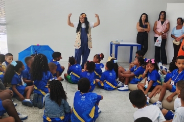 Biblioteca Municipal Arnold Ferreira da Silva: 64 Anos de Cultura e Educação em Feira de Santana Biblioteca Municipal Arnold Ferreira da Silva: 64 Anos de Cultura e Educação em Feira de Santana