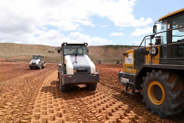 Pernambuco se Destaca na Geração de Empregos na Construção Civil em 2025