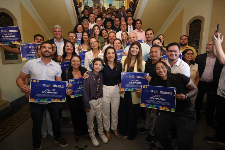 Governo de Pernambuco Amplia Apoio à Juventude com Entrega de Kits para Casas das Juventudes