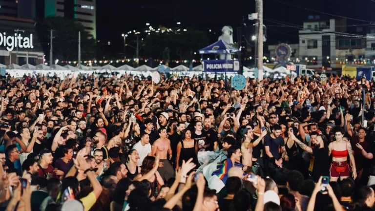Festival Pernambuco Meu País em Caruaru destaca fusão de manguebeat, música baiana e rock nacional
