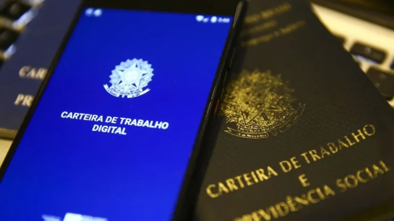 Pernambuco lidera geração de empregos formais no Nordeste com alta constante