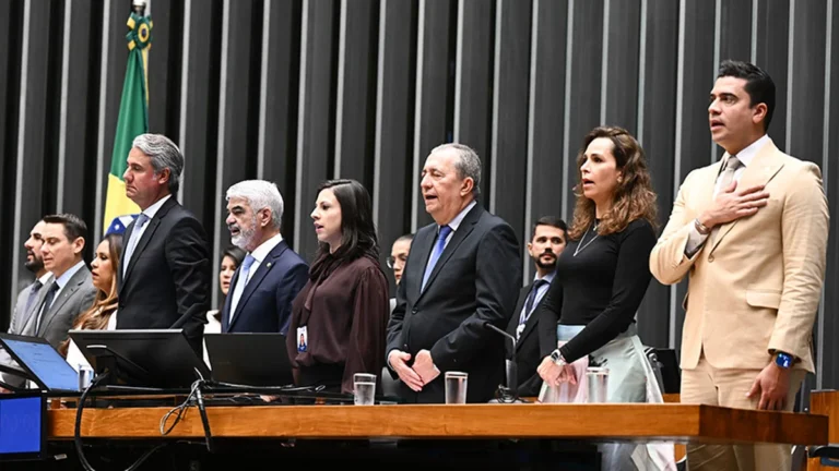 Sessão solene destaca os 35 anos da TV Asa Branca e sua influência cultural em Pernambuco