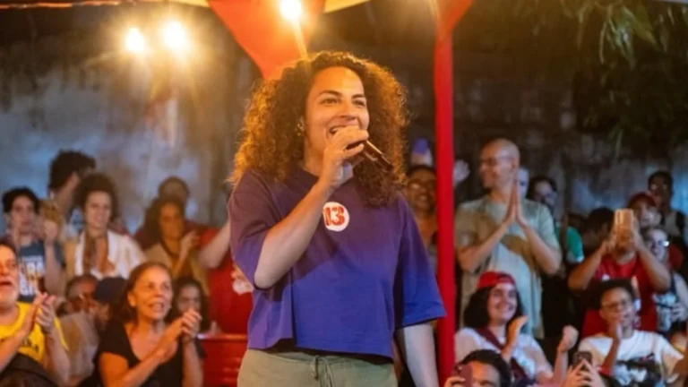 Artistas e Coletivos Reforçam Campanha de Lula para o 2º Turno em Recife