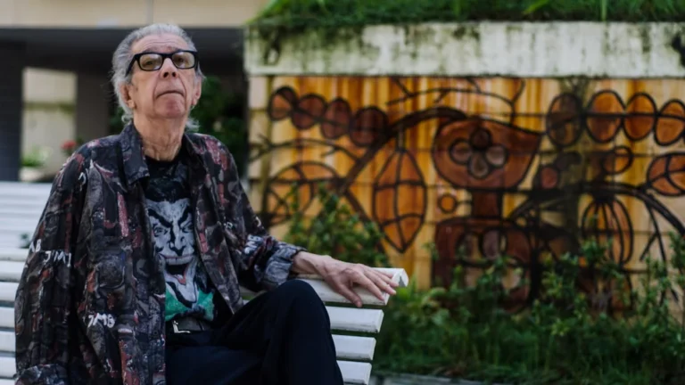 Jomard Muniz de Britto: A Vida e Legado do Pioneiro do Tropicalismo em Pernambuco Jomard Muniz de Britto: A Vida e Legado do Pioneiro do Tropicalismo em Pernambuco