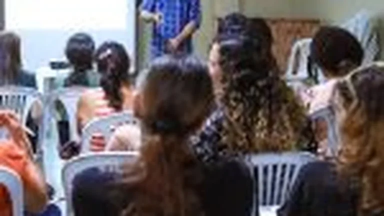 Oficina de Economia Criativa impulsiona mulheres a transformar talento em renda em Gravatá