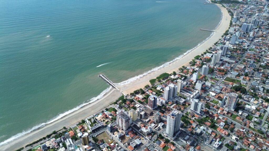 Inauguração da Nova Orla de Balneário Piçarras: Megaobra de Alargamento e Show Nacional Inauguração da Nova Orla de Balneário Piçarras: Megaobra de Alargamento e Show Nacional