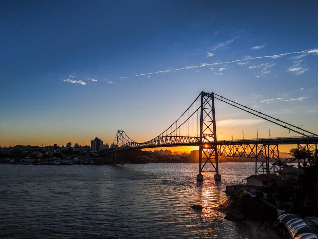 Celebração dos 100 Anos da Ponte Hercílio Luz: Programação Imperdível em Florianópolis