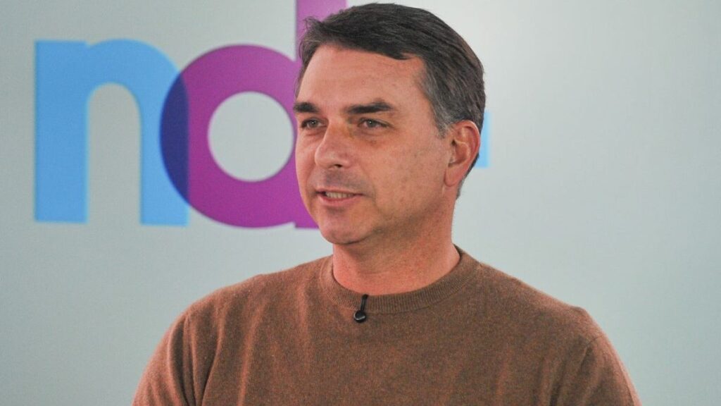 Flávio Bolsonaro: Santa Catarina Merece Mais Atenção do Governo Federal