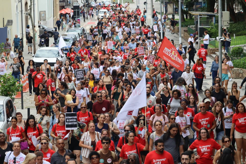 Greve em Florianópolis: Impacto nos Serviços de Saúde e Educação nesta Segunda-feira Greve em Florianópolis: Impacto nos Serviços de Saúde e Educação nesta Segunda-feira