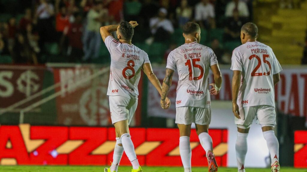Inter Tem Vantagem Confortável na Copa do Brasil Após Vitória em Santa Catarina