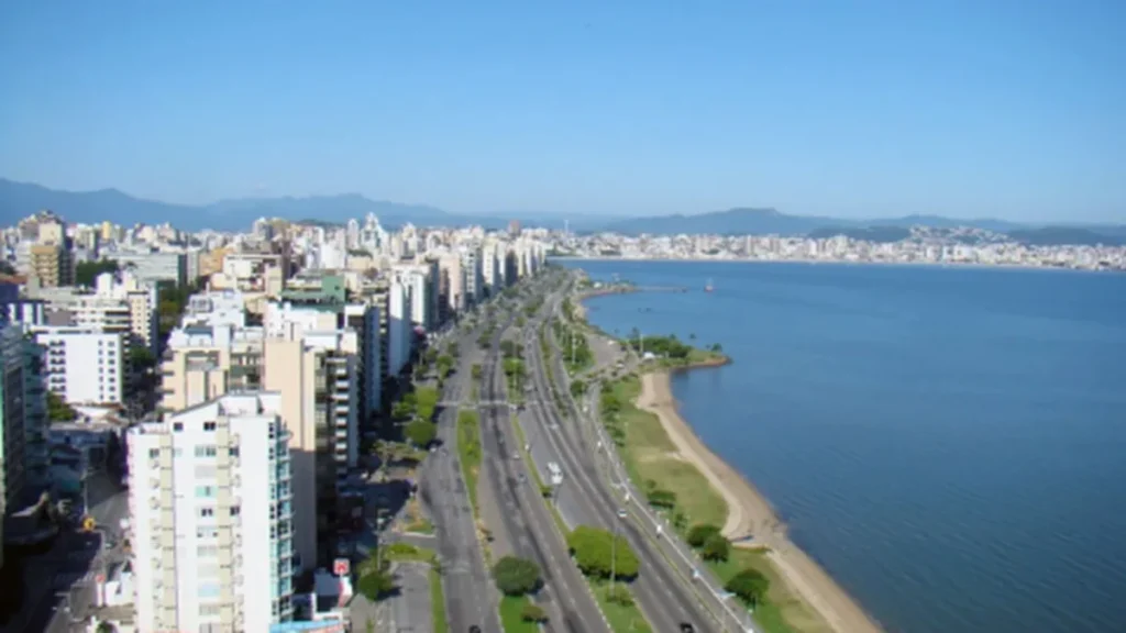 Florianópolis lidera entre as capitais brasileiras na participação da tecnologia no PIB municipal Florianópolis lidera entre as capitais brasileiras na participação da tecnologia no PIB municipal