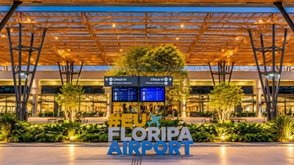 Aeroporto de Florianópolis é eleito o melhor da América do Sul: reconhecimento inédito Aeroporto de Florianópolis é eleito o melhor da América do Sul: reconhecimento inédito