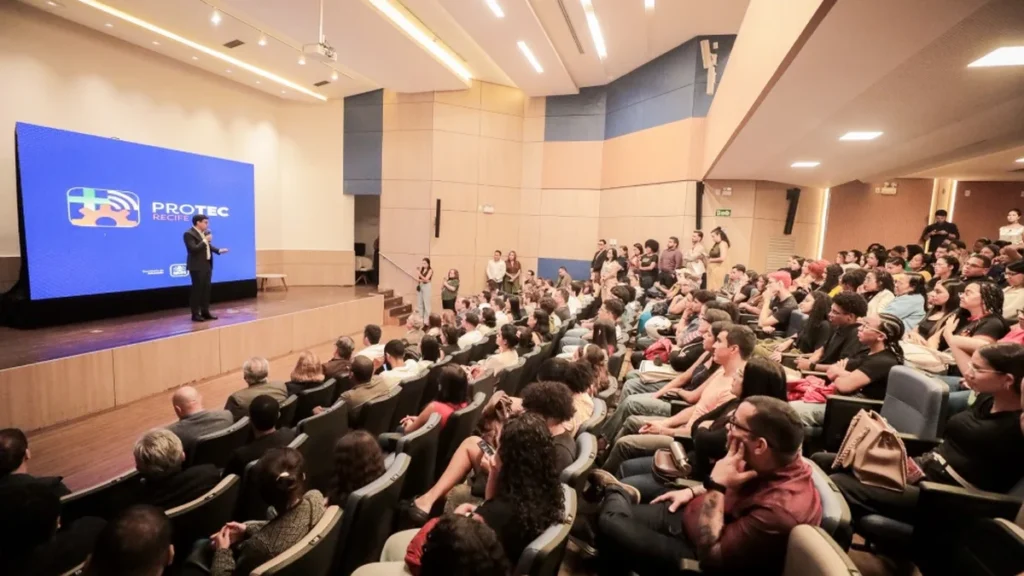 PROTEC Recife reforça formação técnica gratuita focada em saúde, tecnologia e infraestrutura PROTEC Recife reforça formação técnica gratuita focada em saúde, tecnologia e infraestrutura