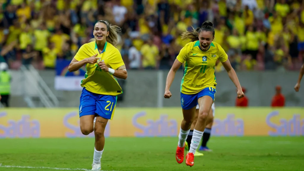 Seleção Feminina: Brasil abre 2 a 0, mas cede empate à Argentina diante de 29 mil torcedores em Pern