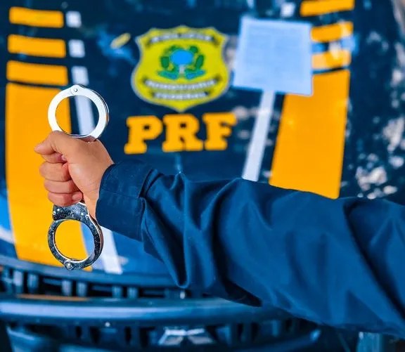 Operação da PRF no RN: Três Prisões e Veículos Recuperados em Menos de 7 Horas Operação da PRF no RN: Três Prisões e Veículos Recuperados em Menos de 7 Horas