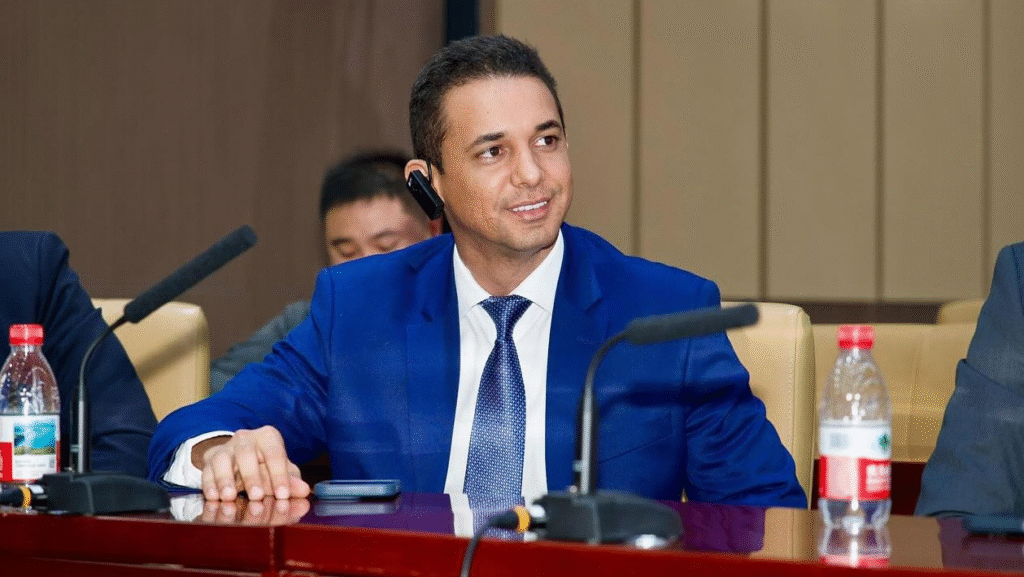 Prefeito de Mossoró Antecipou Salários e Critica Governo do RN: 'Servidor Não Deve Se Humilhar'