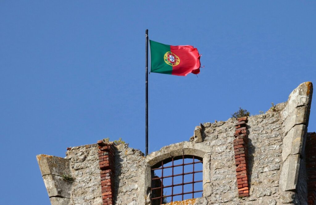 Retrocesso na Política Migratória em Portugal: Um Alerta à Democracia