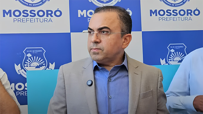 Vice-Prefeito de Mossoró Convoca 112 Aprovados em Concurso da Educação Vice-Prefeito de Mossoró Convoca 112 Aprovados em Concurso da Educação
