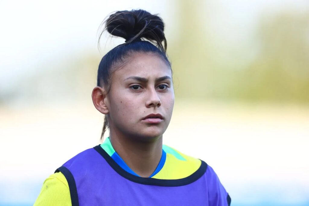 Do Interior do RN à Seleção Brasileira: Atacante Conquista Seu Sonho e Inspira Muitas Meninas Do Interior do RN à Seleção Brasileira: Atacante Conquista Seu Sonho e Inspira Muitas Meninas