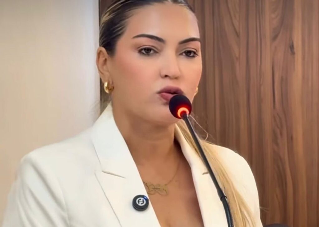 Jussara Sales Apresenta Balanço da Gestão e Novos Investimentos na Abertura do Ano Legislativo em Ex