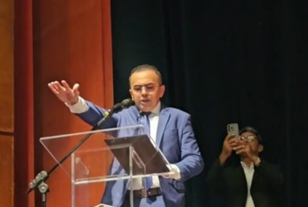 Allyson Bezerra Renuncia à Prefeitura de Mossoró e Se Lança como Pré-Candidato ao Governo do RN Allyson Bezerra Renuncia à Prefeitura de Mossoró e Se Lança como Pré-Candidato ao Governo do RN