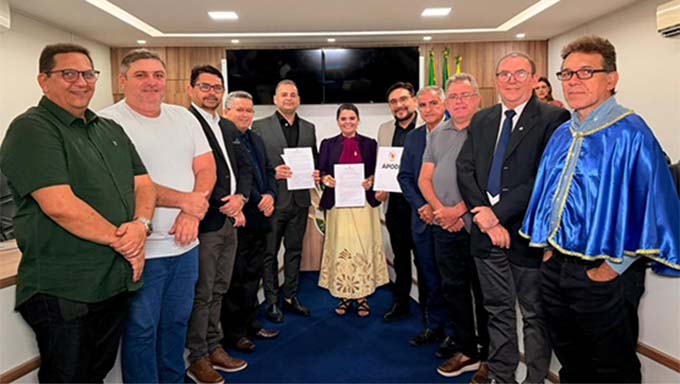 Apodi-RN Comemora 191 Anos de Emancipação Política com Eventos Culturais e Avanços Educacionais Apodi-RN Comemora 191 Anos de Emancipação Política com Eventos Culturais e Avanços Educacionais