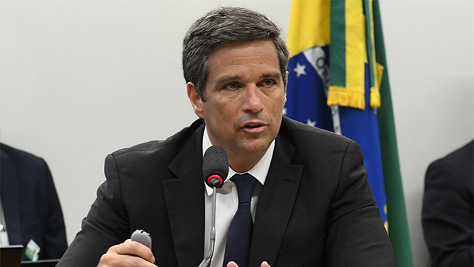 Campos Neto pode ser o próximo ministro da Economia de Flávio Bolsonaro Campos Neto pode ser o próximo ministro da Economia de Flávio Bolsonaro