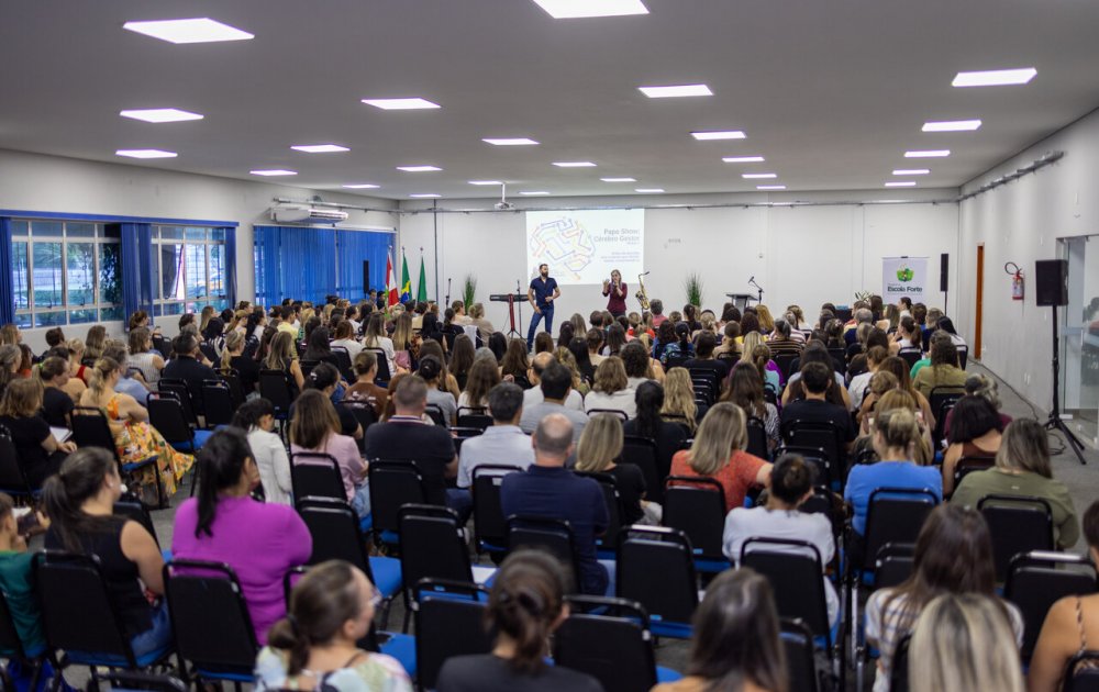 Capacitação para Gestores da Educação em Chapecó: Um Passo Importante para a Inovação Capacitação para Gestores da Educação em Chapecó: Um Passo Importante para a Inovação
