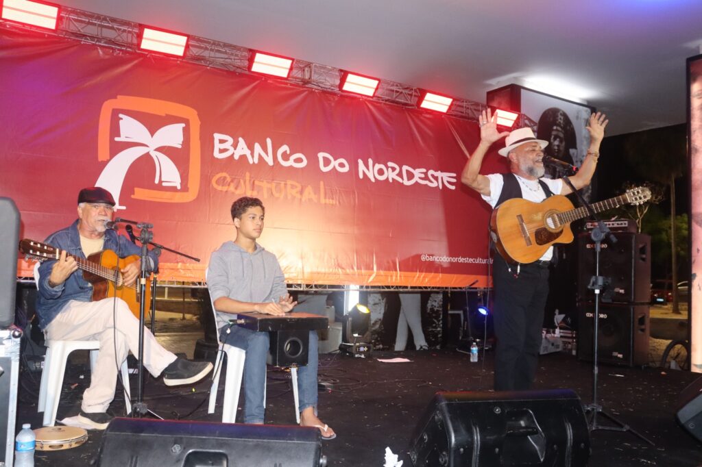Mossoró Celebra o Dia Nacional da Poesia com Recital Aberto ao Público Mossoró Celebra o Dia Nacional da Poesia com Recital Aberto ao Público