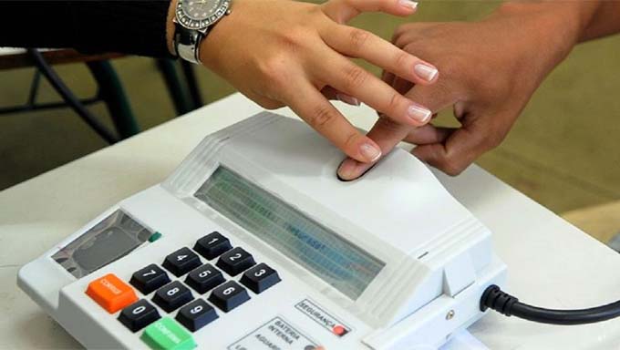 Mossoró Inova com Atendimento do TRE-RN para Biometria e Regularização de Títulos Mossoró Inova com Atendimento do TRE-RN para Biometria e Regularização de Títulos