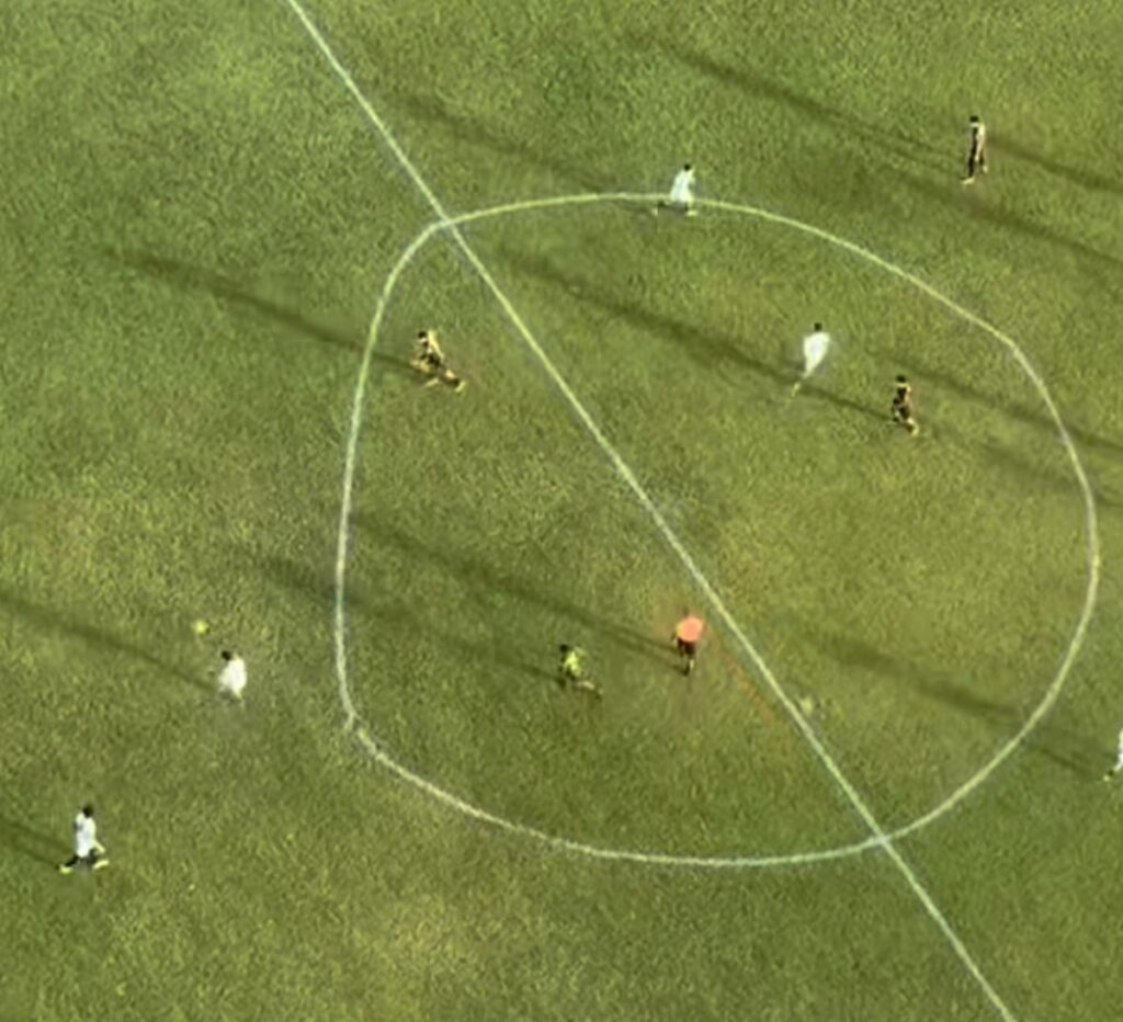 Círculo Central ‘Torto’ Chama Atenção em Campo do ABC; Jogo da Copa do Nordeste Confirmado Círculo Central 'Torto' Chama Atenção em Campo do ABC; Jogo da Copa do Nordeste Confirmado