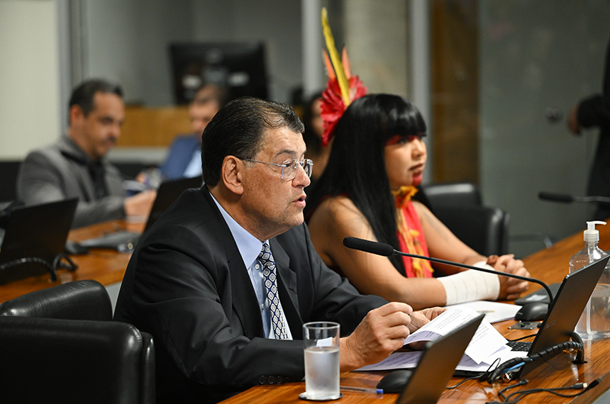 Comissão de Educação Aprova Criação da Universidade Federal Indígena Comissão de Educação Aprova Criação da Universidade Federal Indígena