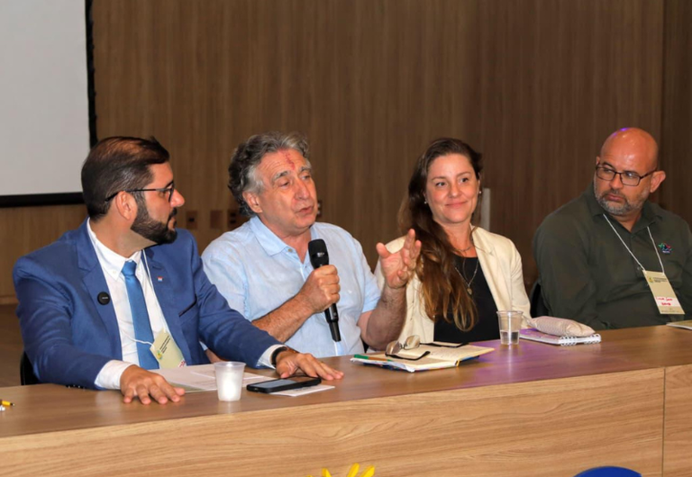 MMA e Estados Firmam Parceria para Fortalecer a Educação Ambiental MMA e Estados Firmam Parceria para Fortalecer a Educação Ambiental