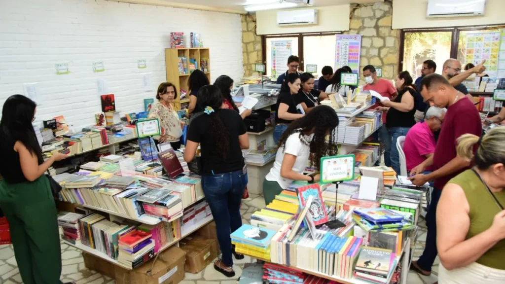 Feira do Livro de Mossoró: 20ª Edição Valoriza Novos Autores e Cultura na Uern