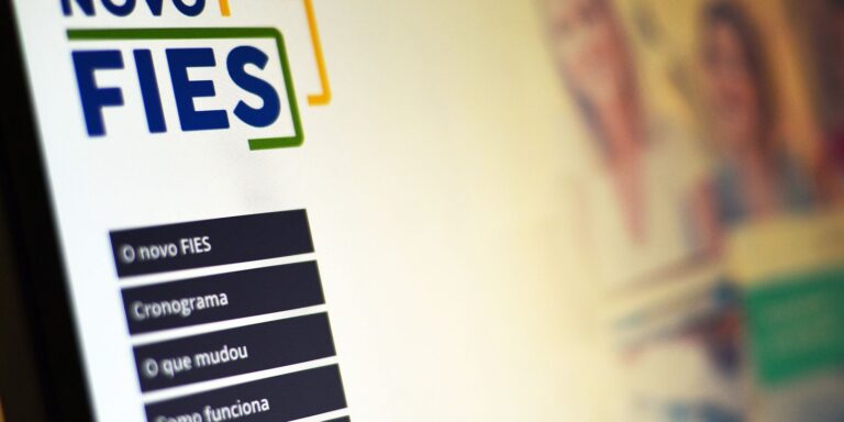 MEC Anuncia Classificação de Vagas Remanescentes do Fies para 2024 Imagem do artigo