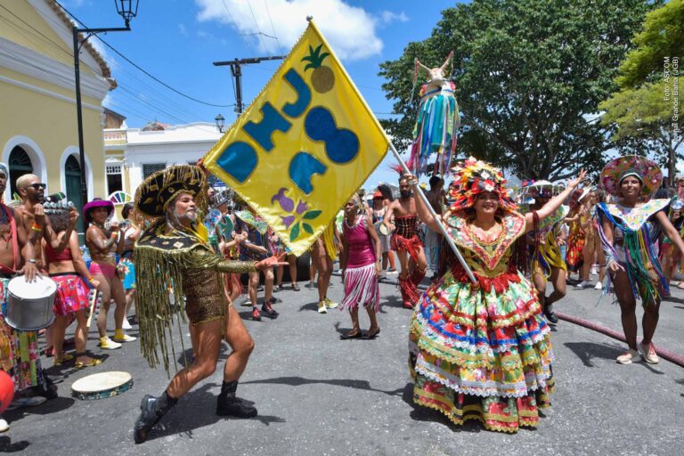 Carnaval do Santo Antônio Além do Carmo 2026: 15 Blocos Tradicionais e Folia Comunitária