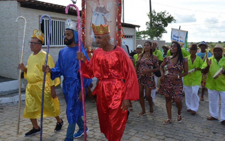 Festa de Reis em Feira de Santana: Música e Tradição em Um Grande Evento Festa de Reis em Feira de Santana: Música e Tradição em Um Grande Evento