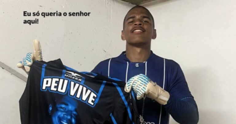 Goleiro do CSA Brilha na Copinha e Homenageia Pai Morto por Torcida Organizada
