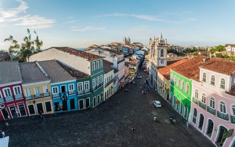 Governo de Goiás e Sesc Apresentam Claque Cultural na Bahia: Uma Maratona de Arte Inédita Governo de Goiás e Sesc Apresentam Claque Cultural na Bahia: Uma Maratona de Arte Inédita