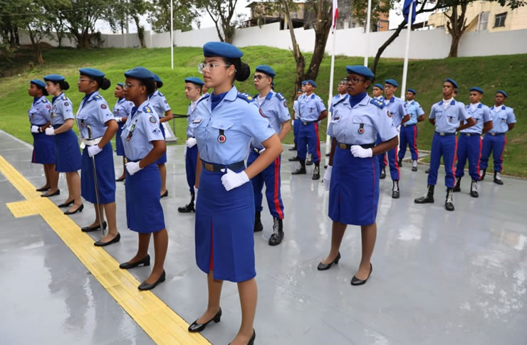 Processo Seletivo dos Colégios da Polícia Militar da Bahia: Mais de 2.800 Vagas Disponíveis! Processo Seletivo dos Colégios da Polícia Militar da Bahia: Mais de 2.800 Vagas Disponíveis!