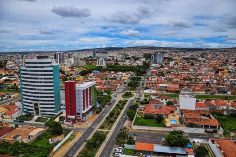 Vitória da Conquista se Destaca como a Cidade Mais Segura da Bahia com Queda de 55,8% nos Crimes Vio