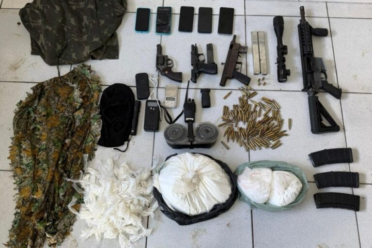 Quatro Criminosos Morrem em Confronto com a PM na Bahia Quatro Criminosos Morrem em Confronto com a PM na Bahia