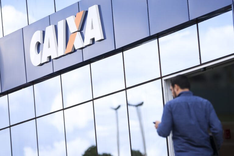 Caixa Econômica Federal Abre Inscrições para Estágio na Bahia: Oportunidades Imperdíveis